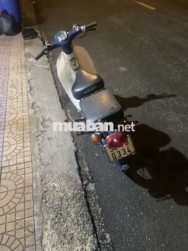 Honda Cub Xanh Trắng