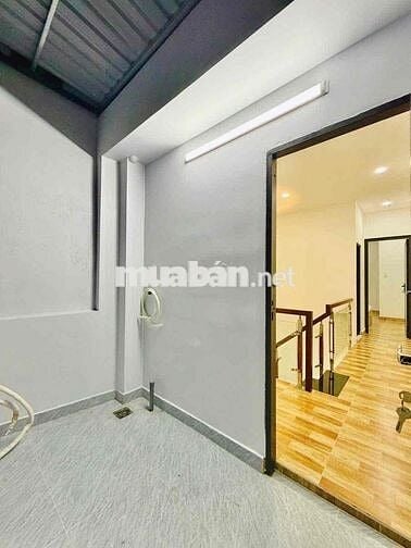 Nguyễn Kiệm: Nhà 3 Tầng tổng 90m2, 3 Ngủ, nhỉnh 4Tỷ có thương lượng