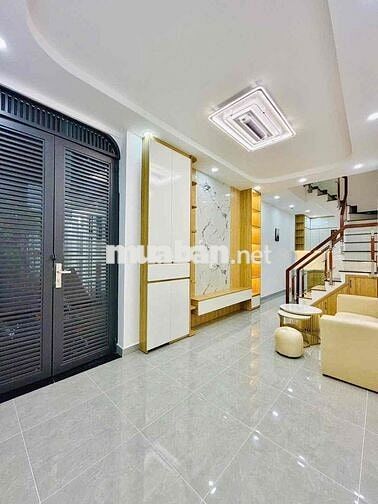 Nguyễn Kiệm: Nhà 3 Tầng tổng 90m2, 3 Ngủ, nhỉnh 4Tỷ có thương lượng