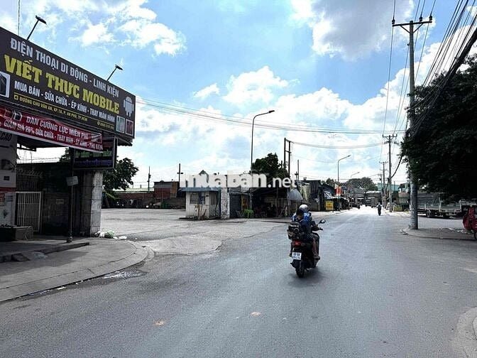 Chính chủ bán gấp đất tặng nhà kho mặt tiền Chu Văn An