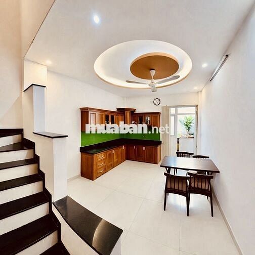 🏡 CHÍNH CHỦ BÁN NHÀ 3 TẦNG ĐẸP, SỔ HỒNG RIÊNG, DỌN VÀO Ở NGAY 🏡