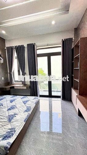 nhà phố kinh doanh 5p ngủ sân xe hơi sổ hoàn công