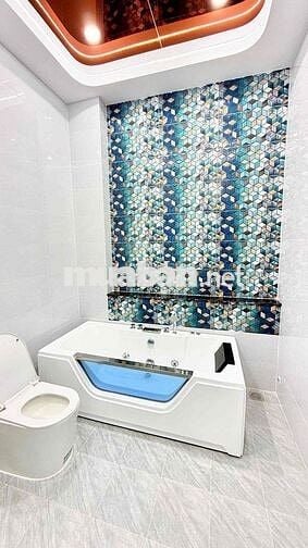 nhà phố kinh doanh 5p ngủ sân xe hơi sổ hoàn công