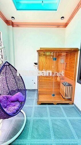 nhà phố kinh doanh 5p ngủ sân xe hơi sổ hoàn công