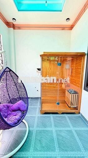 nhà phố 5 p ngủ sân xe hơi hoàn công vị trí kinh doanh tôt