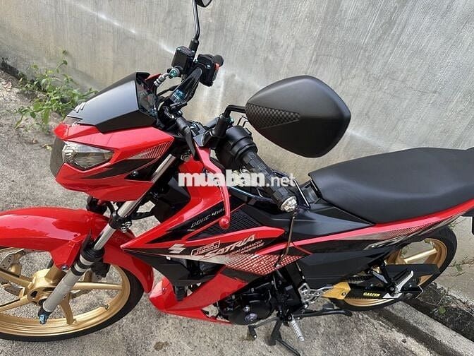 Honda Vario 150 Đỏ, Trắng.