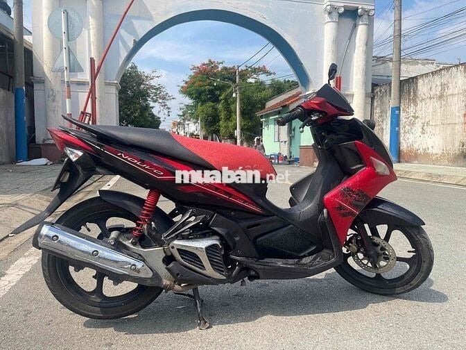 Yamaha Novolx 135cc Đỏ, Đen