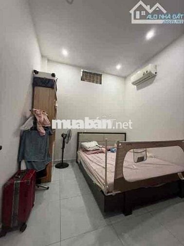 🥰 NGỘP HÀ HUY GIÁP 40M2 NHÀ 2 LẦU SÁNG THOÁNG .CHỈ 2.8Tỷ
