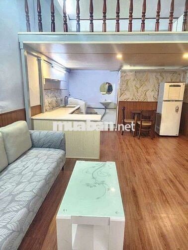 Cho thuê nhà Hưng Phú, Phường 10 Quận 8 4x7,5m có gác lửng đường thông