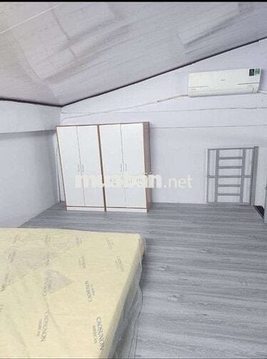 Cho thuê nhà Hưng Phú, Phường 10 Quận 8 4x7,5m có gác lửng đường thông