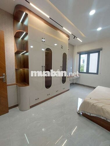 CHỦ NHIỆT BÁN TRONG TUẦN. 66M2. 5 TẦNG. LÊ THỊ RIÊNG. QUẬN 12. CHỈ 6.5