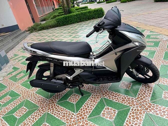 Honda Air Blade FI Đen, Bạc Xe tay ga