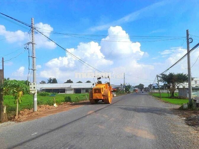 Quá Ngộp, 167m² đất thổ đường nhựa Nguyễn Thị Lầu chốt 620tr