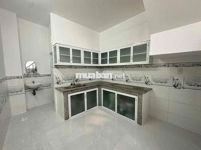 NHÀ HXH- NGUYỄN ẢNH THỦ- 30m²- 3 TẦNG - 4PN - SÂN THƯỢNG- NHỈNH 1 TỶ
