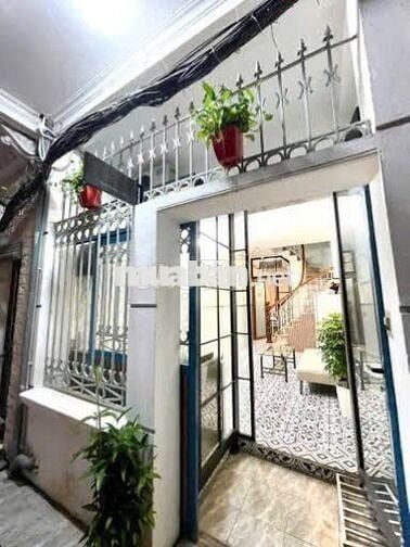 Cho thue nhà ngõ 30 Phan Chu Trinh -34m2 - 4 ngủ