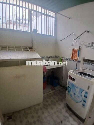 Cho thuê nhà 2pn 2wc Nguyễn Kiệm 
