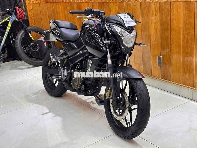 🔥🔥Kawasaki Pulsar 200NS 2017 Naked Bike giá rẻ🔥🔥