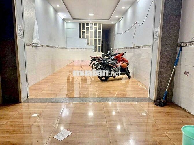 Nhà 3,5 tấm 4×20-4p- Đường kinh doanh khu tên lửa