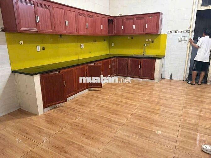 Nhà 3,5 tấm 4×20-4p- Đường kinh doanh khu tên lửa