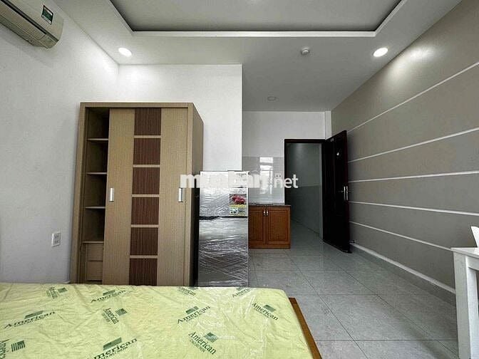 Cho Thuê Phòng Trọ Có Ban Công Đầy Đủ Nội Thất Ngay Cách Mạng Tháng 8