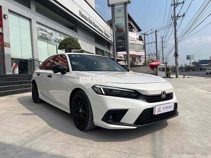 Honda Civic RS 2022 Trắng Ngọc 62.000 km