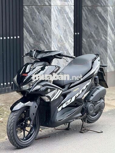 Yamaha NVX 155 ABS Tự động màu Đen