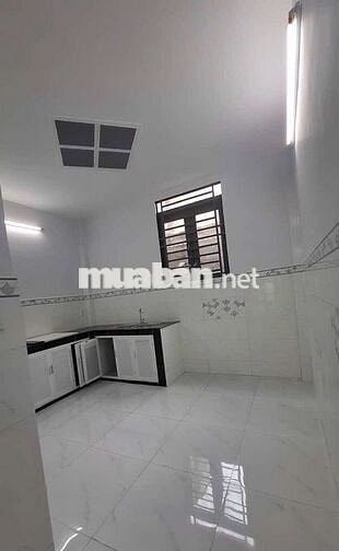 ngay ngã tư bốn xã, hẻm xe hơi thông, nhà mới 2 tầng về ở ngay