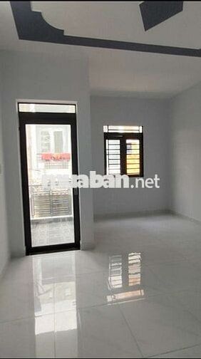 ngay ngã tư bốn xã, hẻm xe hơi thông, nhà mới 2 tầng về ở ngay
