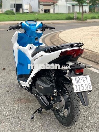 Honda Vario 150 Trắng Xanh