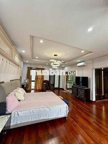Cho thuê căn biệt thự siêu Vip hót nhất hiện nay! MT đường 7m5 thuộc Đ