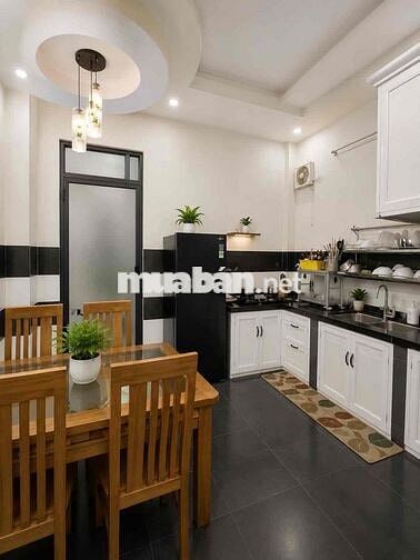 NHÀ GIÁ RẺ 4x14 2 tầng TL chỉ Hơn 3tỷ Hẻm 6m