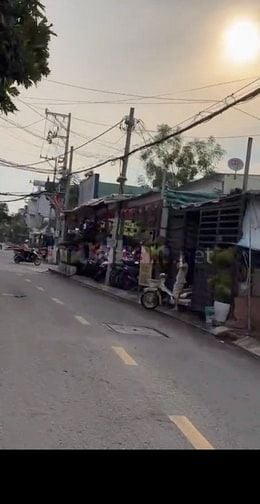 Nhà c4 mặt tiền , đg số 8 ở Bình Tân 