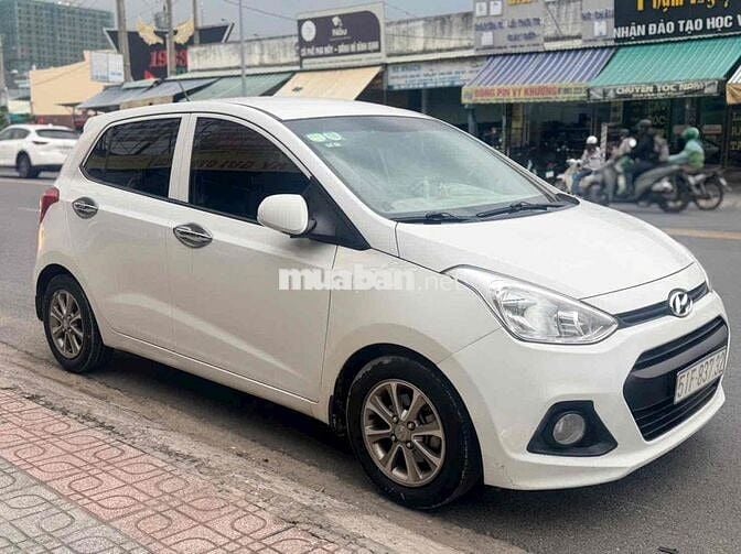 Hyundai Grand i10 Trắng 5 chỗ
