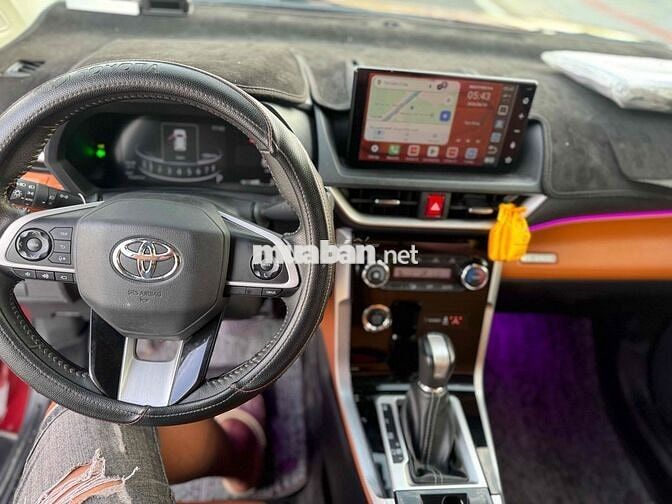 Toyota Veloz Cross TOP 2023 35.000km Đỏ