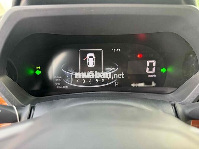 Toyota Veloz Cross TOP 2023 35.000km Đỏ