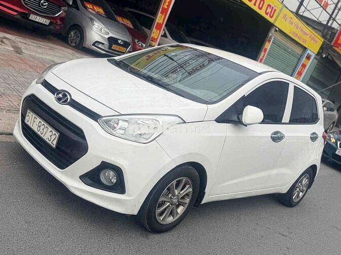 Hyundai Grand i10 Trắng 5 chỗ
