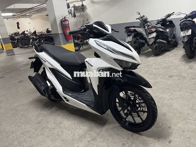 Honda Vario 150 Trắng keng