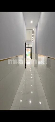 Nhà c4 mặt tiền , đg số 8 ở Bình Tân 