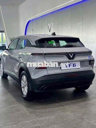 VinFast VF6 Eco Xám , Sẵn xe giao ngay