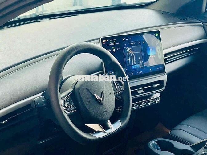 VinFast VF6 Eco Xám , Sẵn xe giao ngay