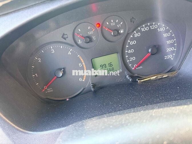 Ford Transit Trắng 16 chỗ 306.568 km