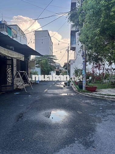 BÁN NHANH LÔ ĐẤT 75M2. HÀ HUY GIÁP. CHỈ HƠN 4TỶ . ĐƯỜNG OTO. KHU DÂN T