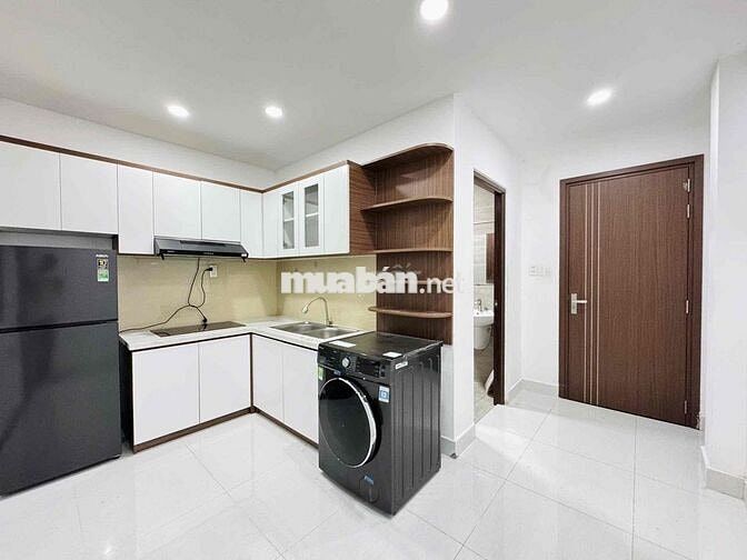 căn hộ rộng 40m2 cửa sổ thoáng gần vòng xoay Lý Thái Tổ - quận 10
