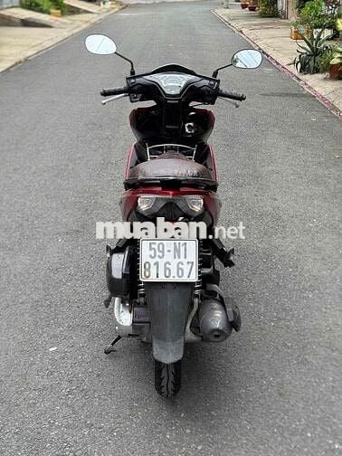 xe honda airblade  2014 màu đỏ cherry mói 95 %