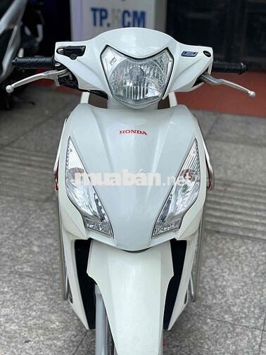 Honda Vision 2015 Trắng , chính chủ ký giấy