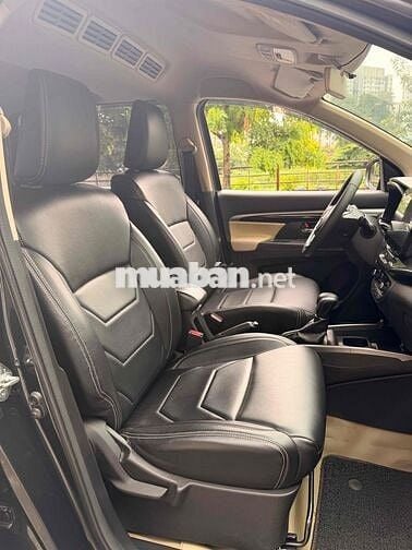 Suzuki XL7 Số tự động 7 chỗ màu Đen