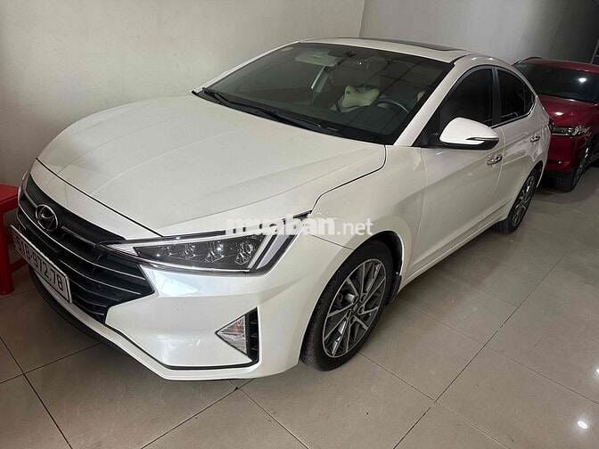 Hyundai Elantra 2019 Số tự động Trắng 64.443 km