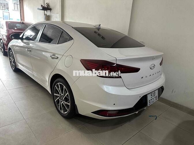 Hyundai Elantra 2019 Số tự động Trắng 64.443 km