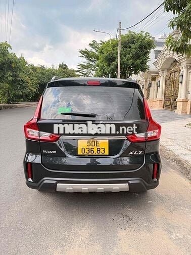 Suzuki XL7 Số tự động 7 chỗ màu Đen