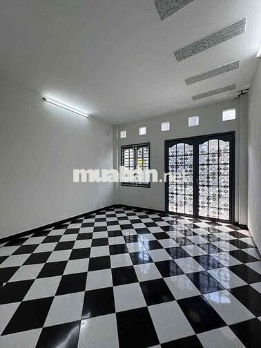 NHÀ NGUYÊN CĂN SAU MẶT TIỀN LÊ VĂN THỌ 3 PHÒNG NGỦ GIÁ CHỈ 11TR